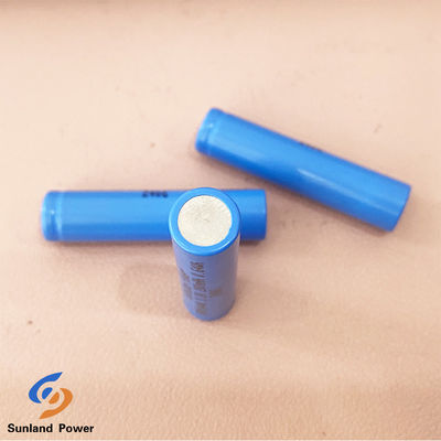 Αναφορτιζόμενη μπαταρία λιθίου IFR10440 AAA 3.2V LiFePO4 200mAh Κελίδα επίπεδη κάπα
